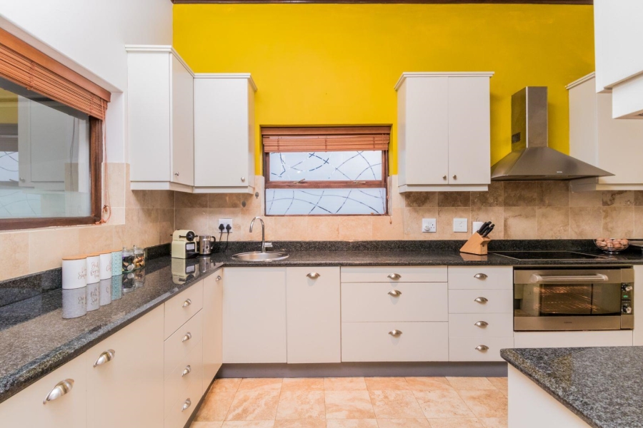 4 Bedroom Property for Sale in Newlands Western Cape